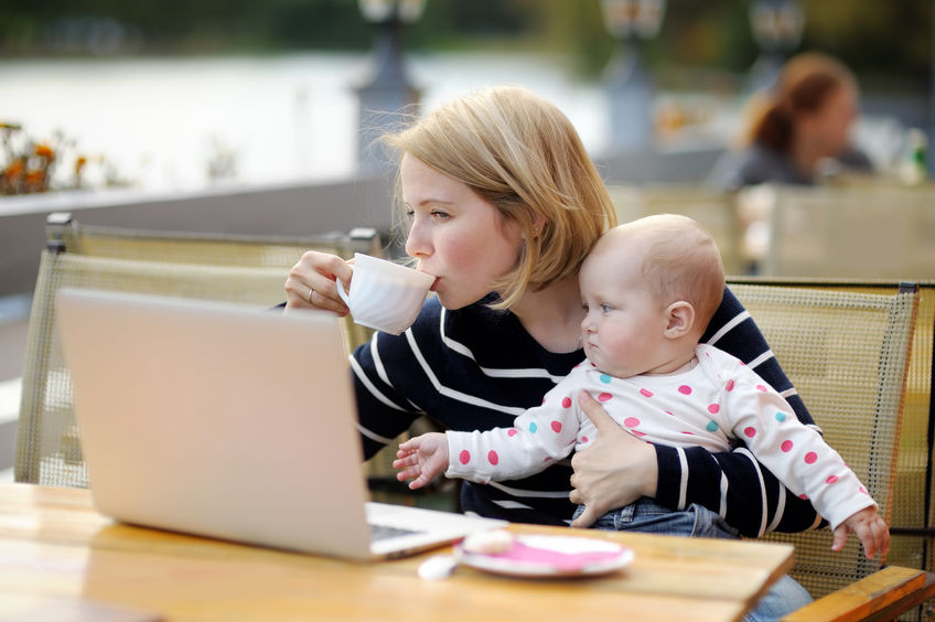 How to Be a Successful Blogger and Full-Time Mom